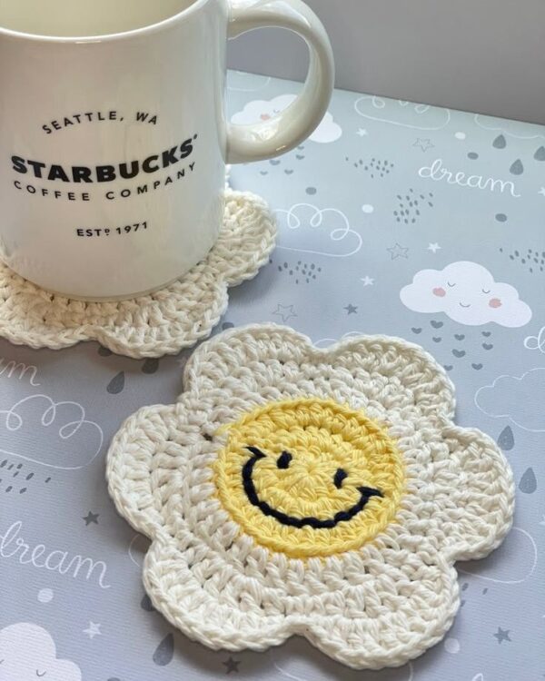 Lót Ly Len Handmade