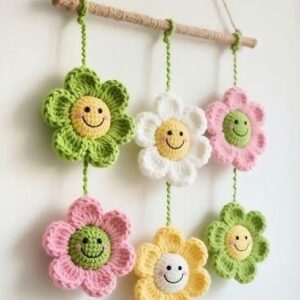 Dây Treo Tường Len Handmade