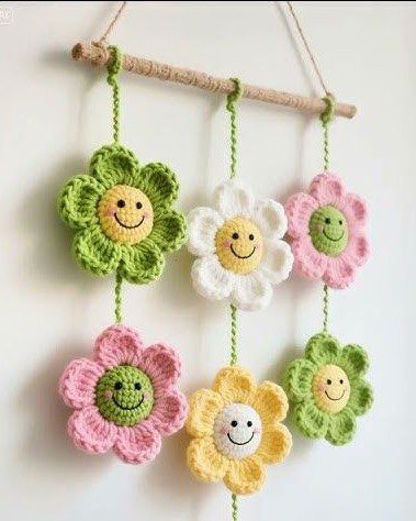 Dây Treo Tường Len Handmade Dây Treo Tường Len Handmade